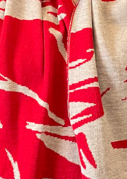 Dany - Warm Double-Face Knitted Scarf in Paintbrush Jacquard - Red