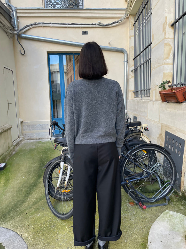 Calissi - High-Neck Soft Cashmere Sweater with Surrealist Eye