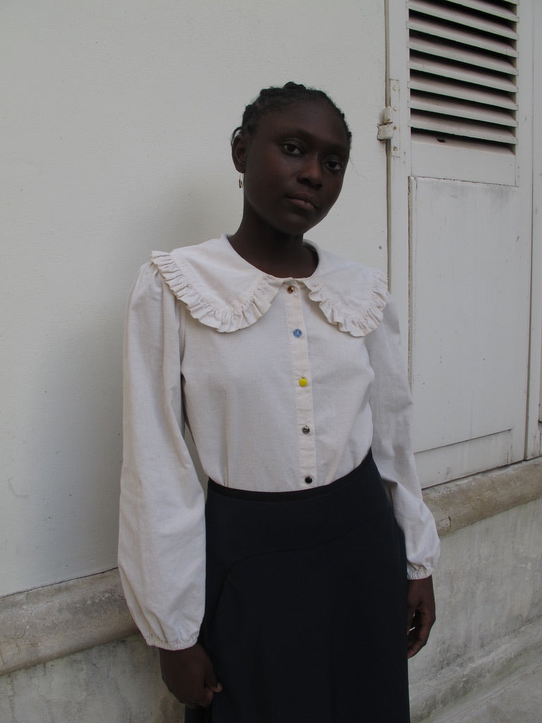 Erla-Retro Collar Soft Corduroy Shirt