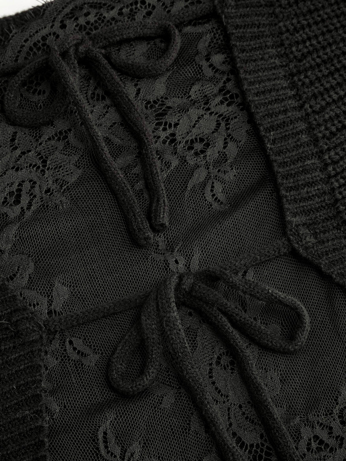 Alva  - Cropped Lace-Back Knit