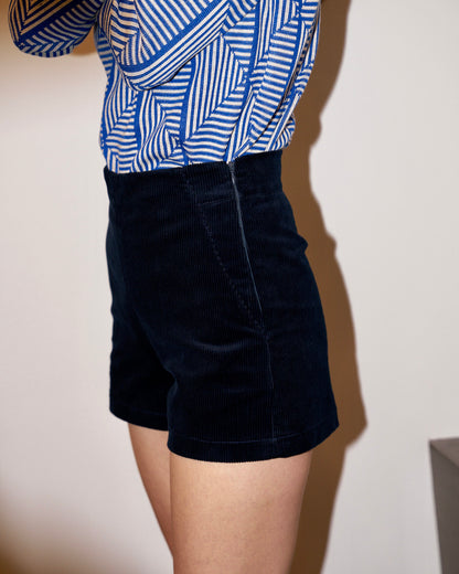 Lena - High Waist Corduroy shorts - Deep Navy