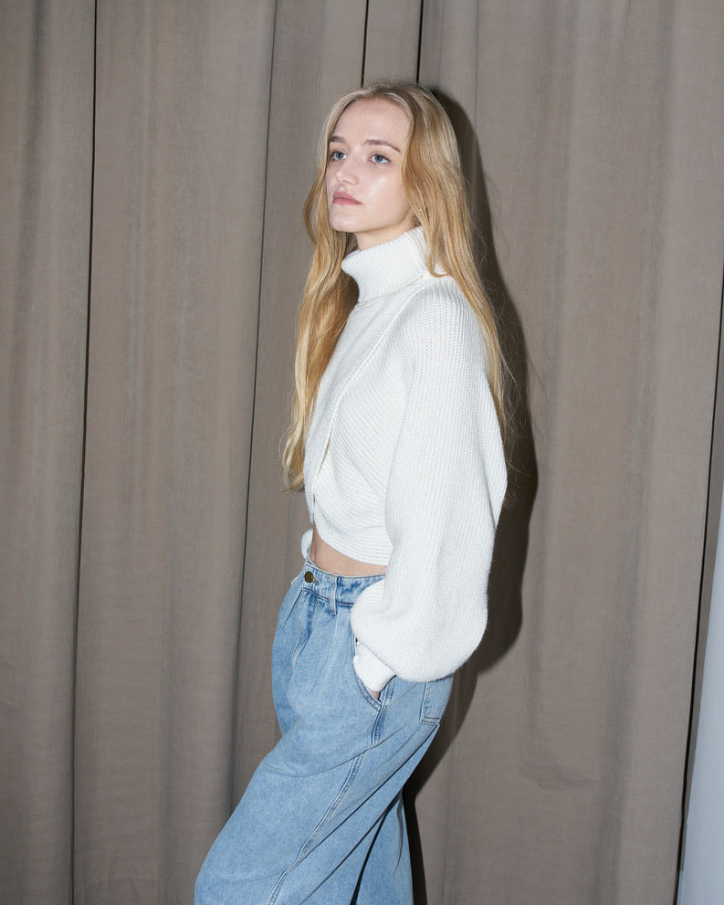 Ava - Crop Knit Petal Turtle Neck Sweater - Off White