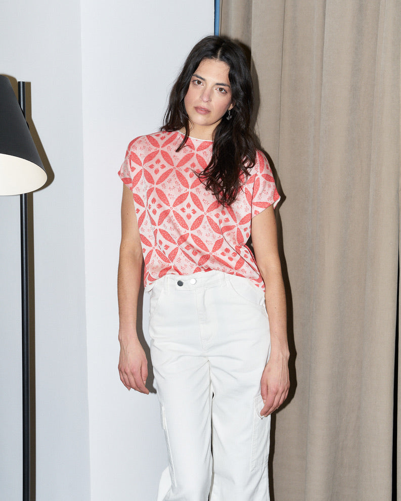 Eos-Flower Jacquard KnitTop with Button Down Back-Coral/White