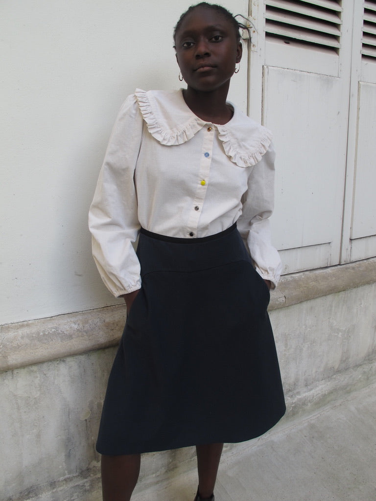 Erla-Retro Collar Soft Corduroy Shirt