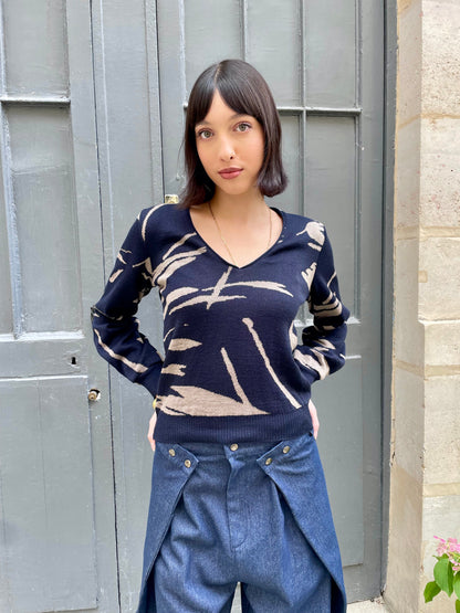 Shayla - Paintbrush Jacquard V-Neck Sweater