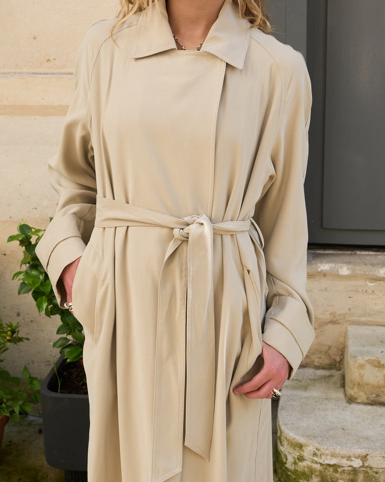 Duncan - Light Beige Fluid Trench Coat