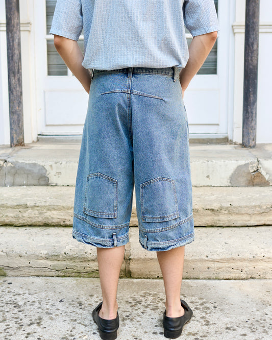 Ashton - Upside-down Long Shorts - light wash - M