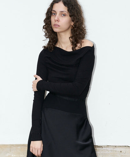 Anitra - Ruched Ribbed Top - Black