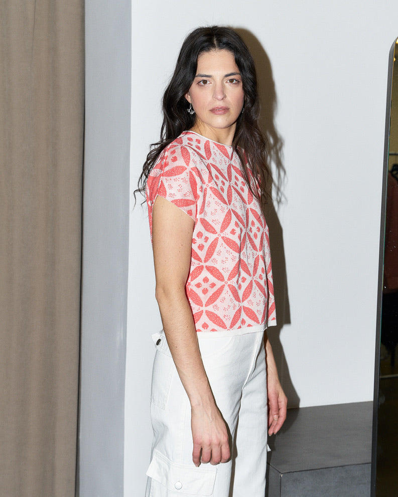 Eos-Flower Jacquard KnitTop with Button Down Back-Coral/White