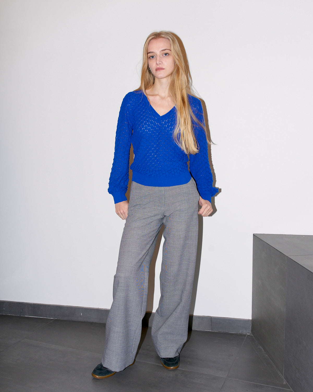Skippy - Texture Lace Knit light Sweater - Royal Blue