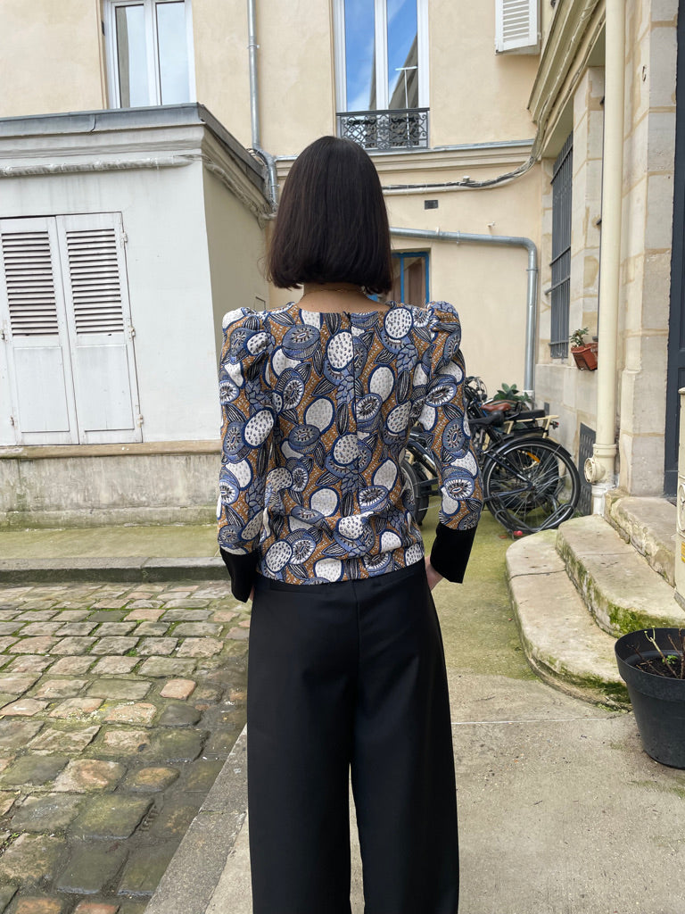 Cassiopee - Woven Jacquard Fruit Pattern Top