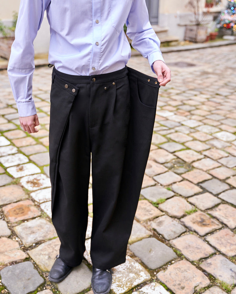 Zuri - Three Dimensional Pleated Pants - Black Twill