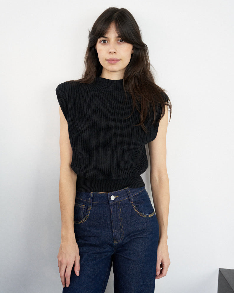 Lara - Knitted Vest with Padded Shoulders - Black