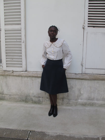 Erla-Retro Collar Soft Corduroy Shirt