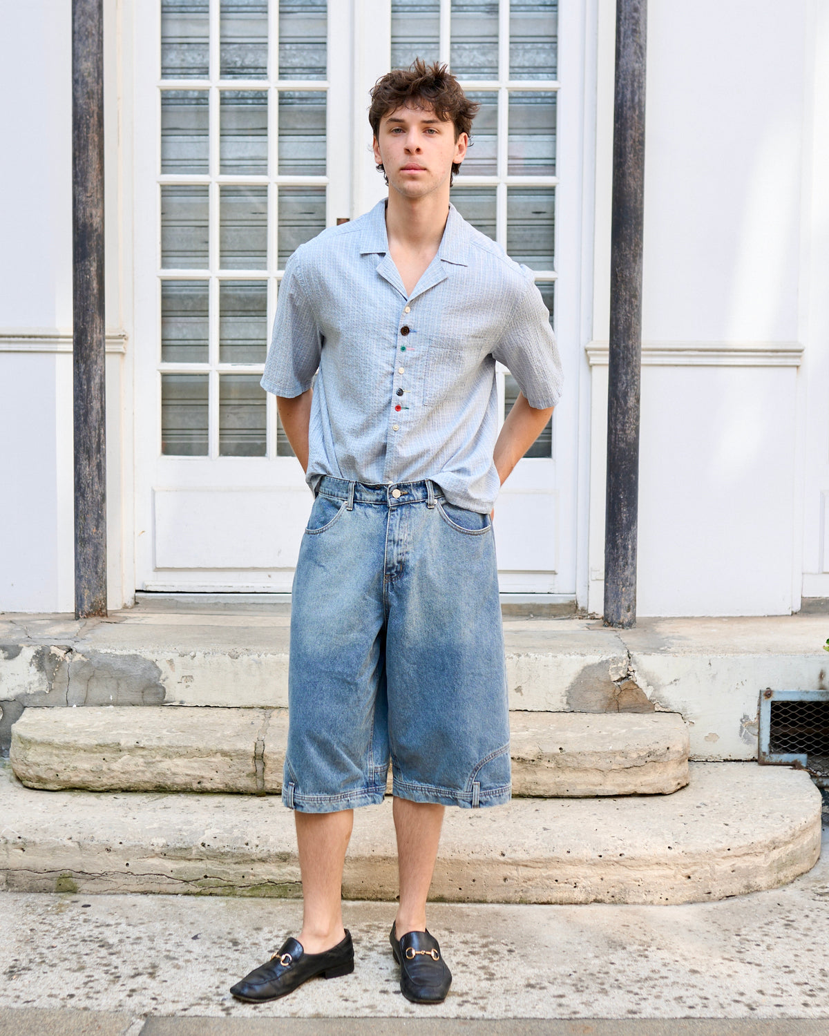 Ashton - Upside-down Long Shorts - light wash - M