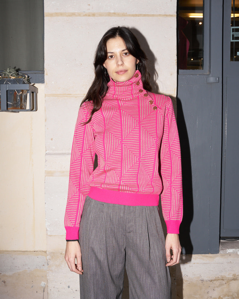Lhara - Geometric Jacquard Turtle Neck Sweater - Pink