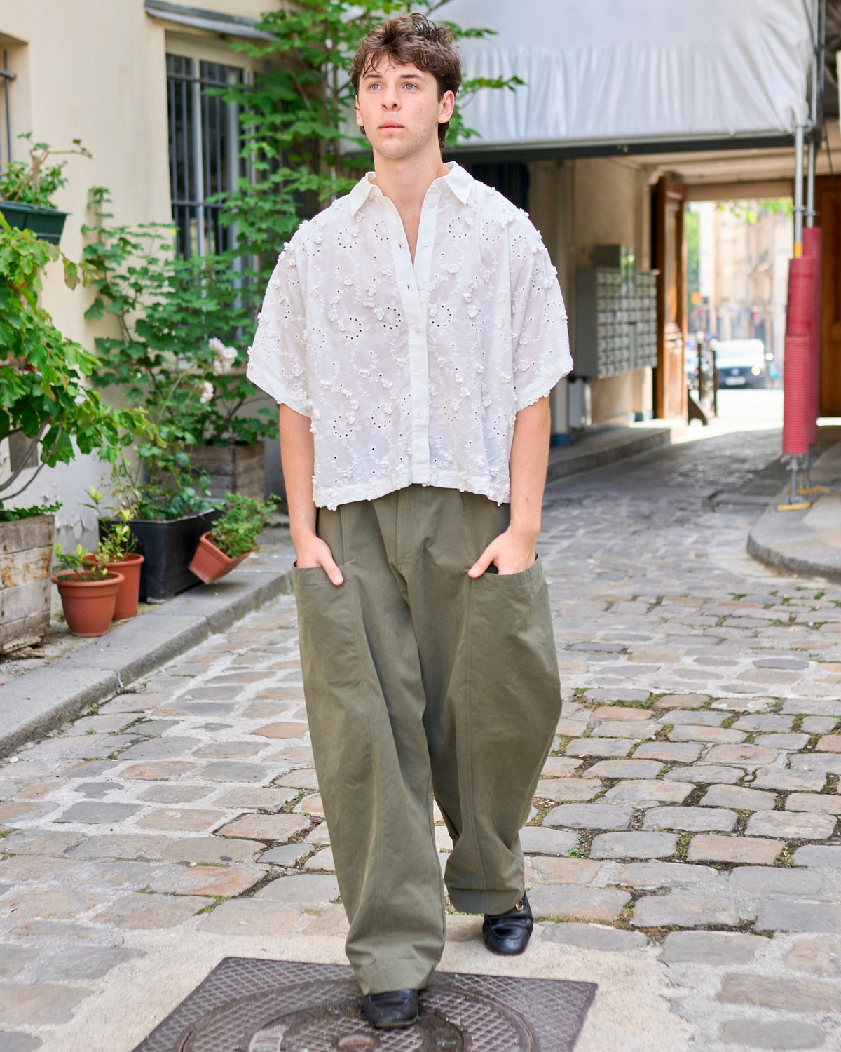 Felicity - Cropped Oversized Bat-Sleeve Shirt in Broderie Anglaise