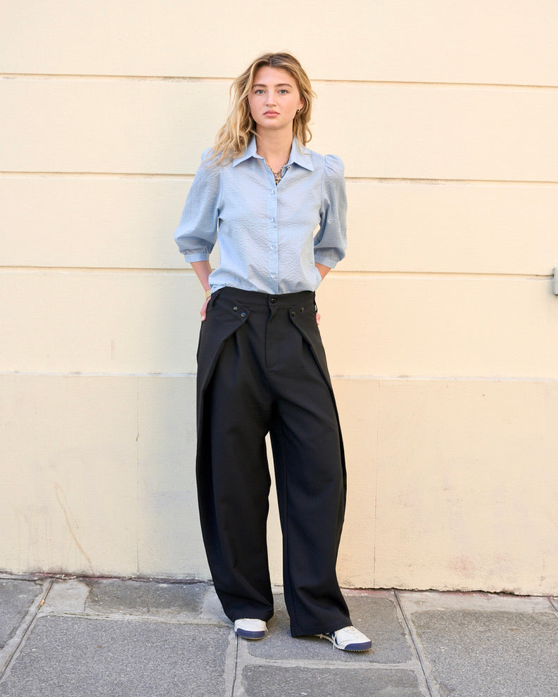 Zuri - Three Dimensional Pleated Pants - Black