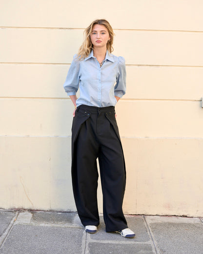 Zuri - Three Dimensional Pleated Pants - Black