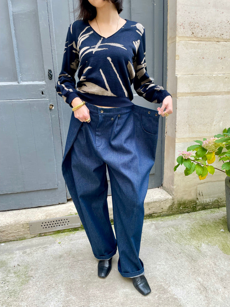 Zuri - Three Dimensional Pleated Pants - Blue Denim