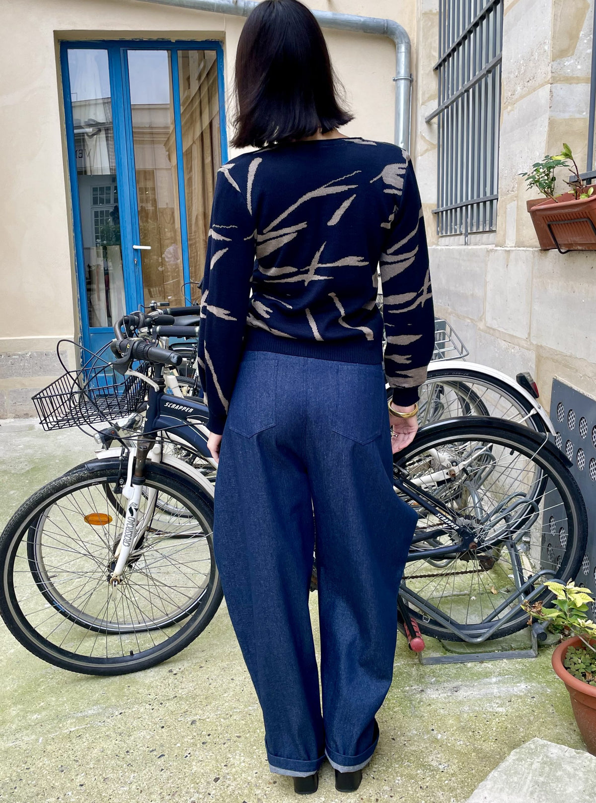 Zuri - Three Dimensional Pleated Pants - Blue Denim