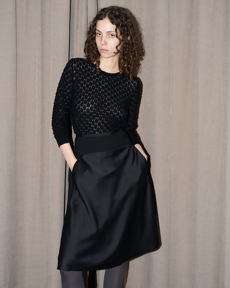 Sienna - Texture Lace Knit light Sweater - Black