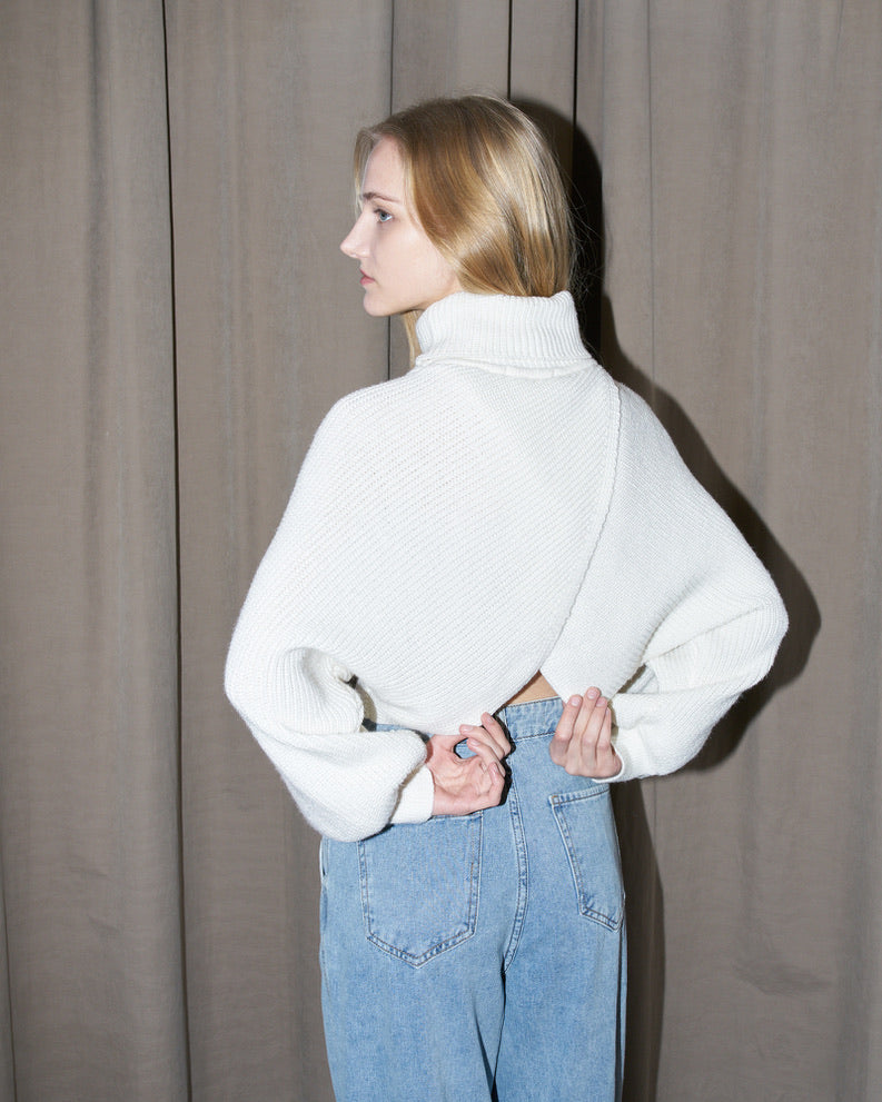 Ava - Crop Knit Petal Turtle Neck Sweater - Off White