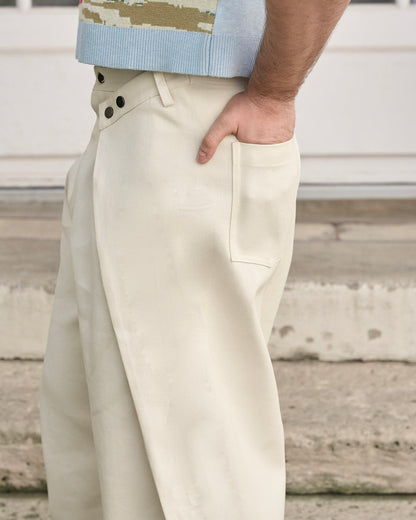 Zuri - Three Dimensional Pleated Pants - Ecru