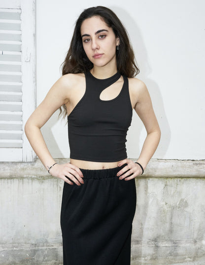 Salli-Cropped Tank Top With Scoop Cut Outs