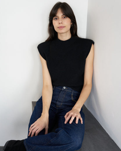 Lara - Knitted Vest with Padded Shoulders - Black