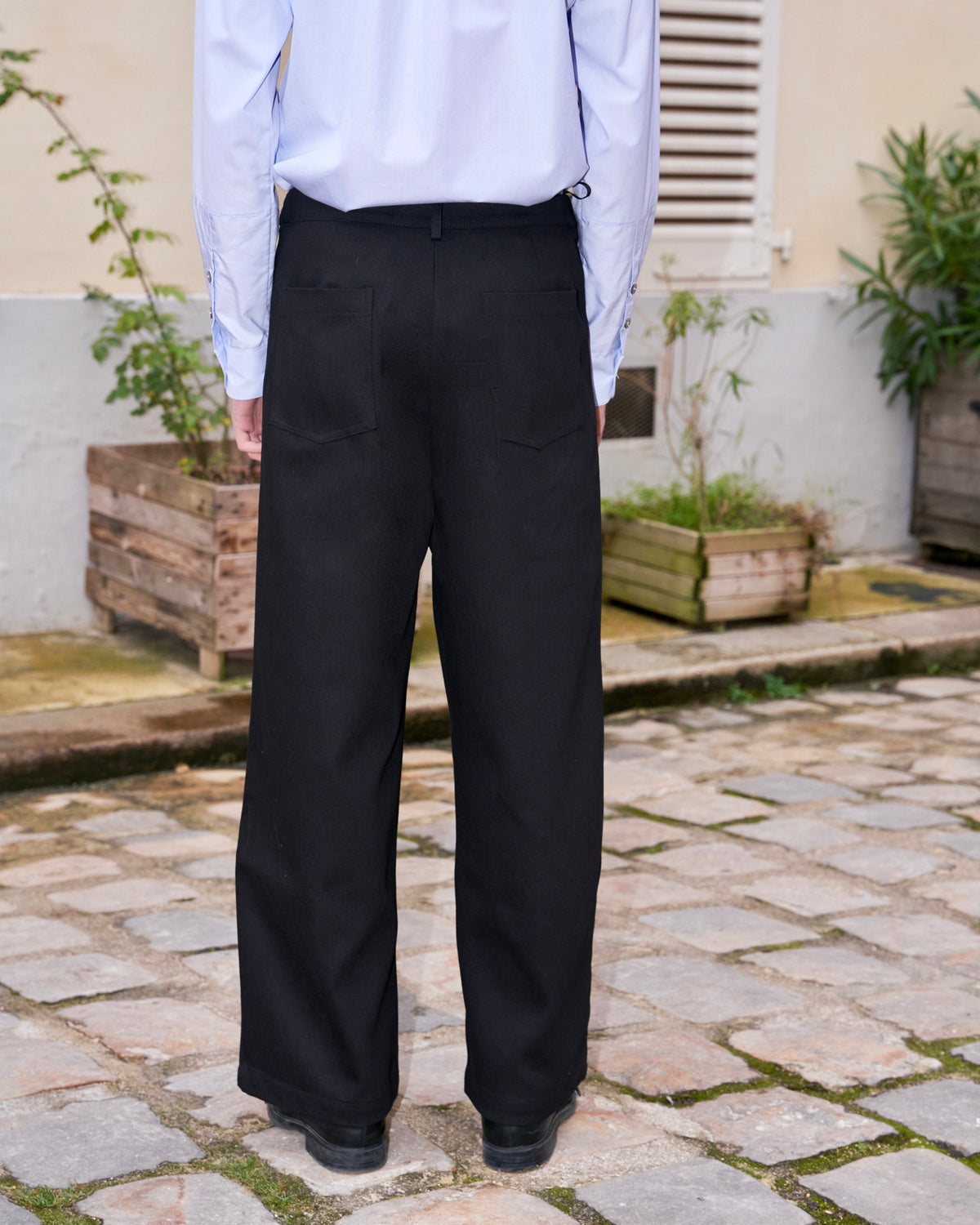 Zuri - Three Dimensional Pleated Pants - Black Twill
