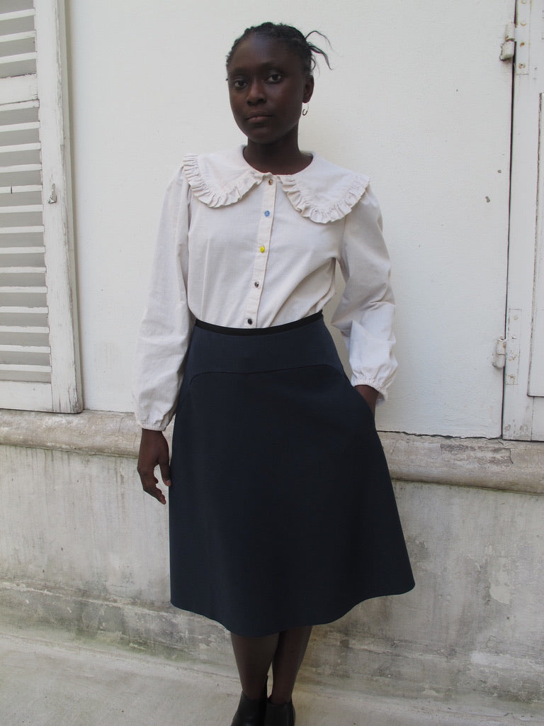 Erla-Retro Collar Soft Corduroy Shirt