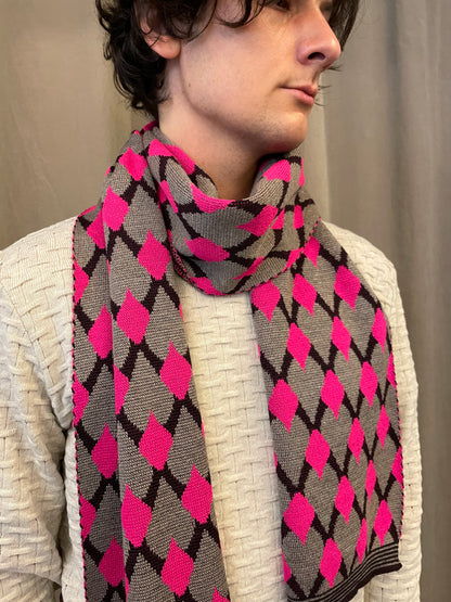 Mirri - Knitted Jacquard Scarf- Pink
