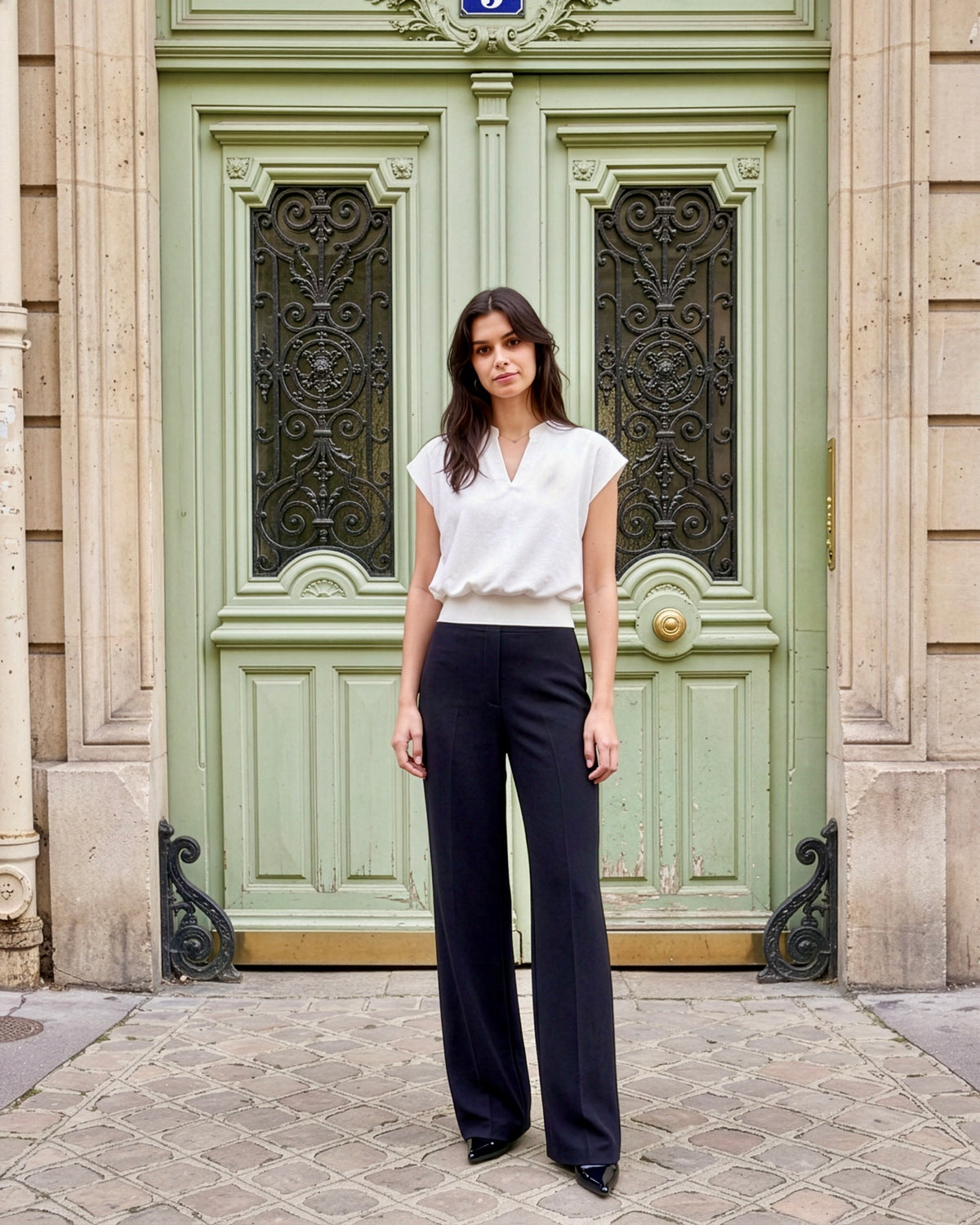 Amber - Straigt Leg Fluid Crepe Pants - Black