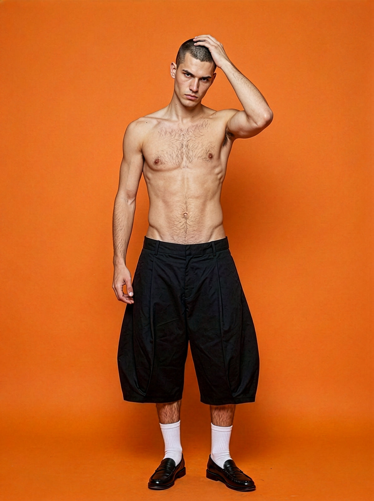 Aron - Structured Pleated Jorts - Black