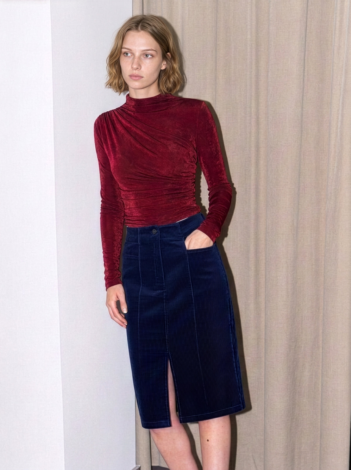 Cersei - Velvet Corduroy Pencil Skirt - Navy