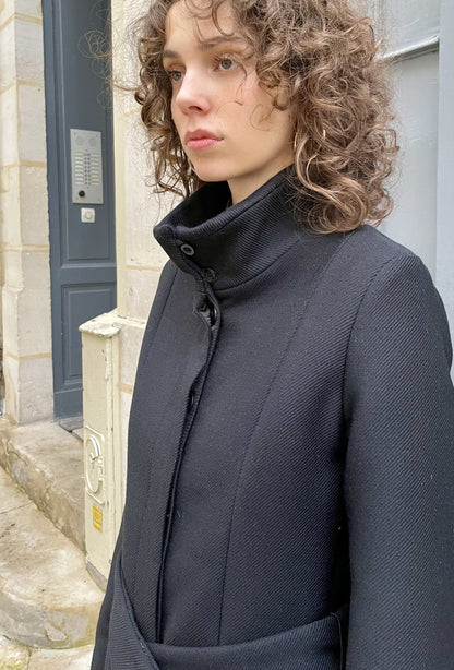 Neola Tailored Fitted Coat-Black