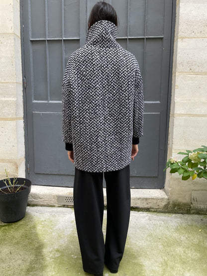 Yara - Oversized Tweed Coat with Toile de Jouy Lining