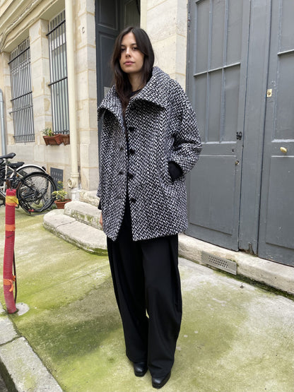 Yara - Oversized Tweed Coat with Toile de Jouy Lining