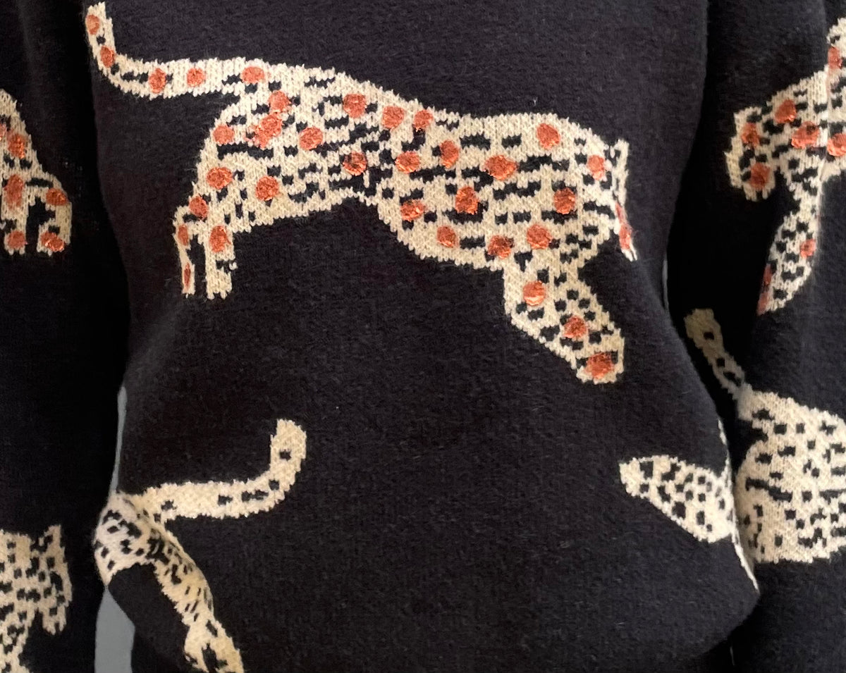 Elijah - Oversized Copper-Detail Leopard Sweater