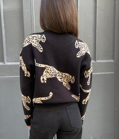 Elijah - Oversized Copper-Detail Leopard Sweater