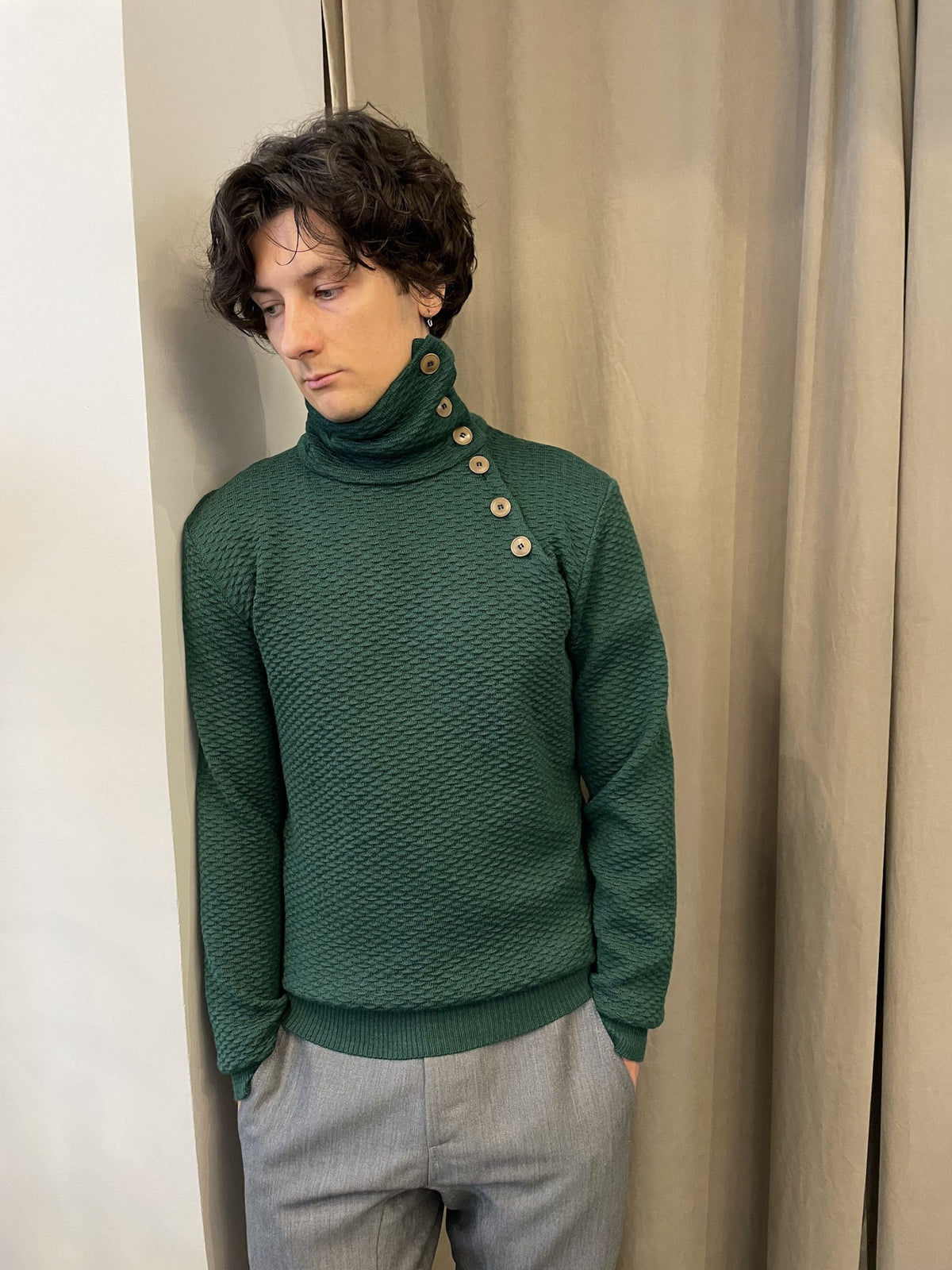 Noa - Textured Turtle Neck Sweater - Green